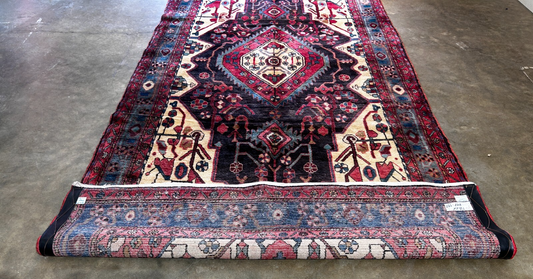 4'11" x 11'4'' Hand-Knotted 100% Lamb Wool Pile Nahavande Area Rug - Carpet