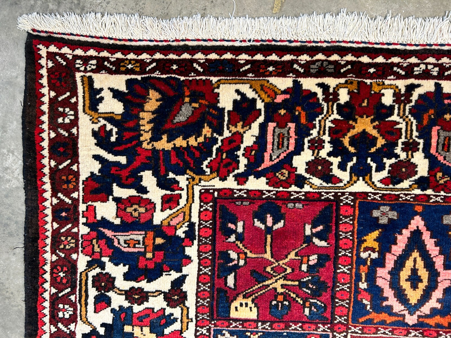 6'10"x10'1" Hand-Knotted 100% Lamb Wool Bakhtiarie Carpet - Area Rug