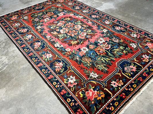 5'2"x8' Hand-Knotted 100% Wool Pile Bakhtiarie Carpet - Area Rug