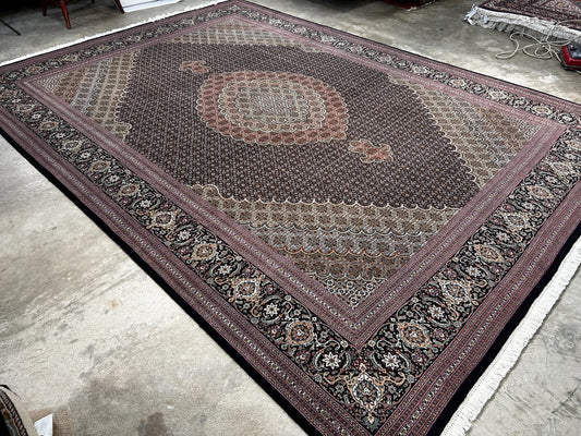 8'2"x11'5" Fine Hand-Knotted Wool & Silk Oriental Rug - Area Carpet