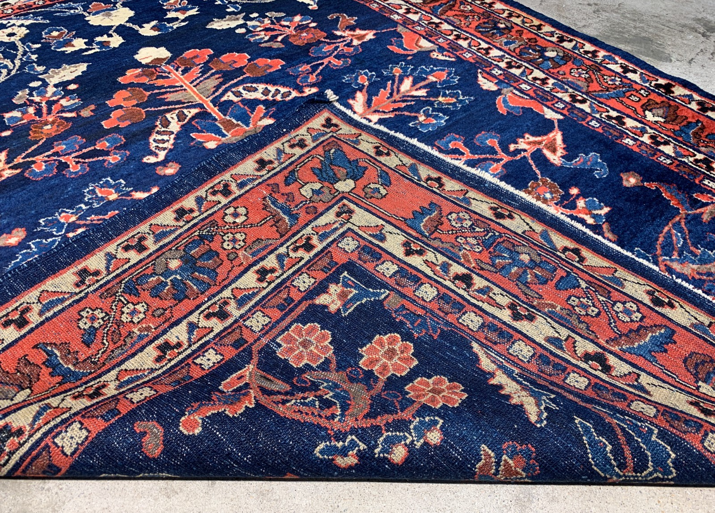 5'1"x6'6" Collector Antique Hand-Knotted 100% Wool Pile Lilihane Rug