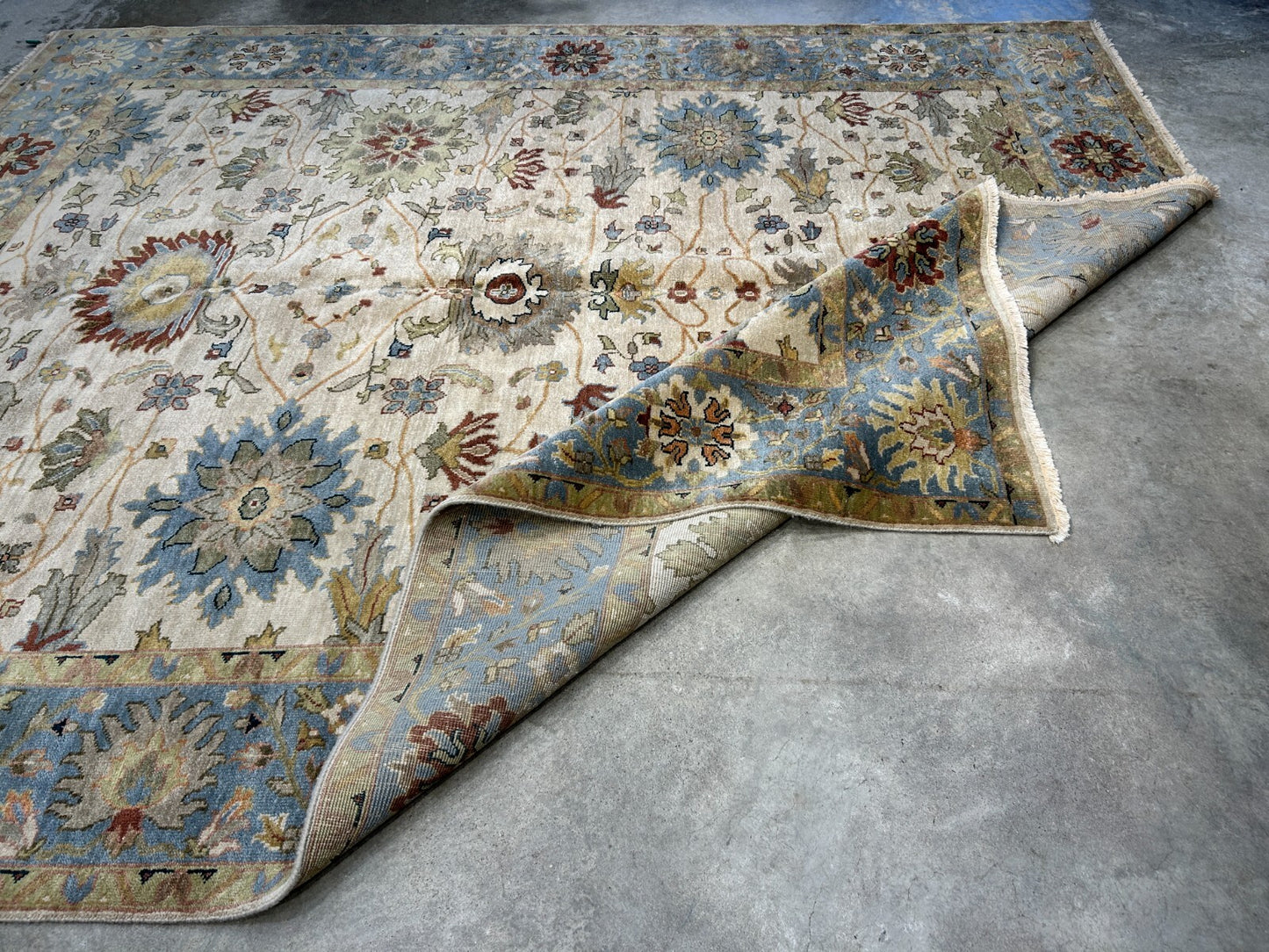 8' x 9'10" Hand-Knotted 100% Wool Carpet - Indian Mahal Area Rug