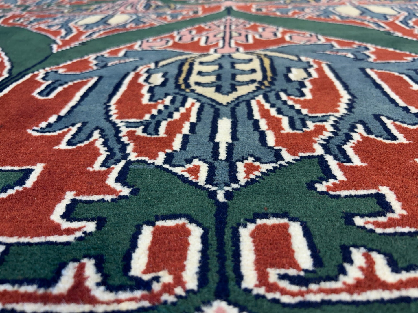 9'x12' Hand-Knotted 100% Wool Pile All-Over Area Rug