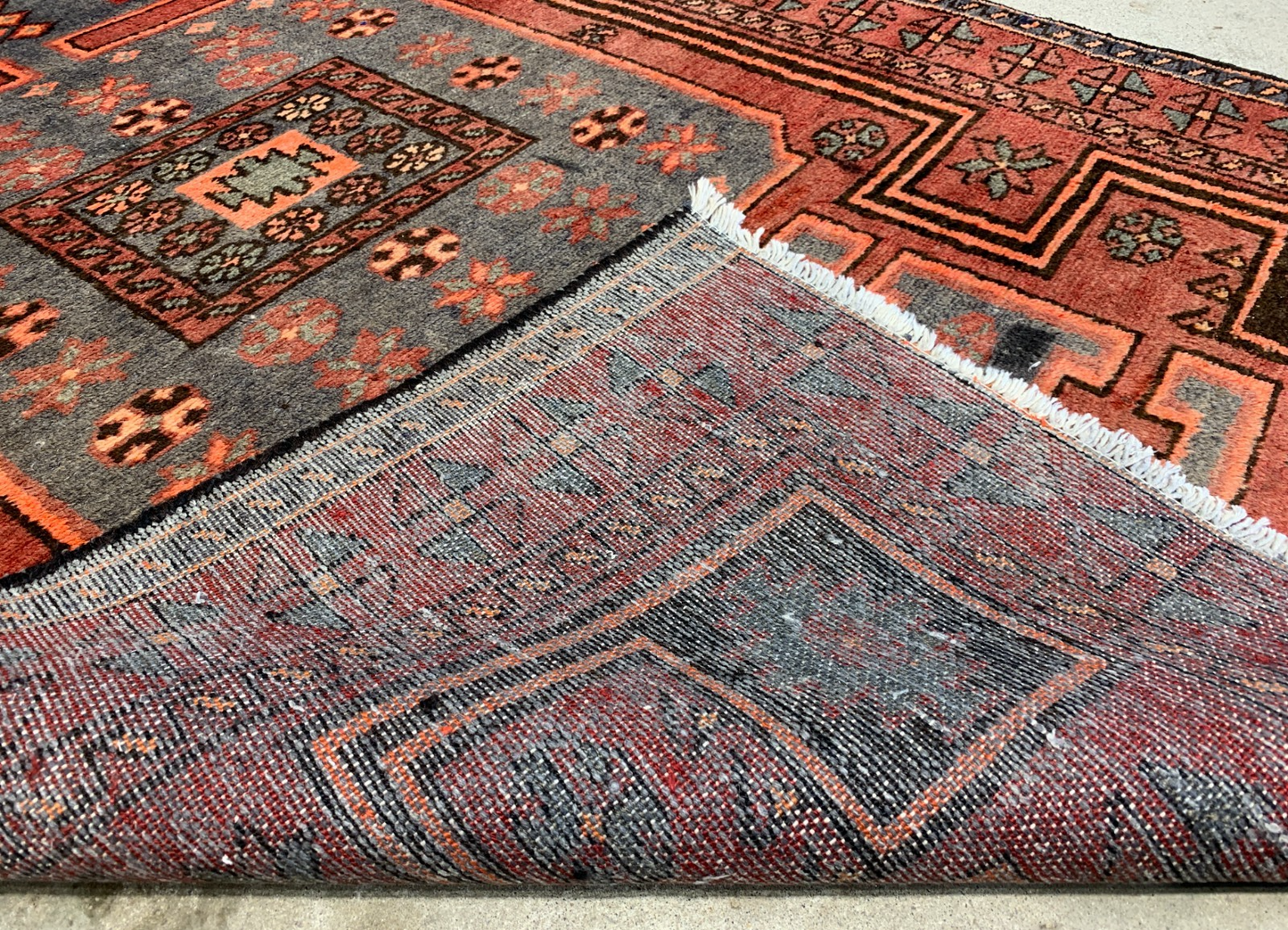 4'2" x 6'5" Antique Hand-Knotted 100% Wool Pile Hamadane Area Rug