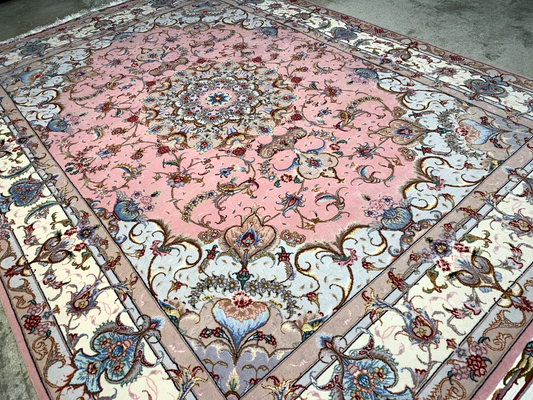 5'x7'2" Very Fine Hand-Knotted Wool & Silk Blend Tabrize Carpet - Area Rug
