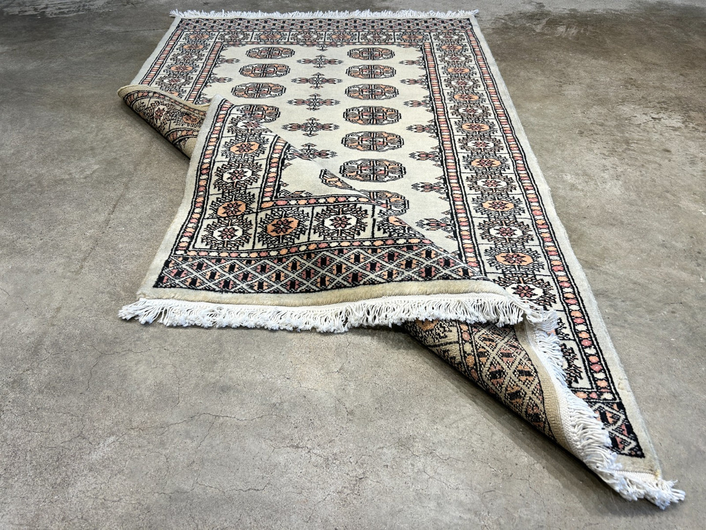 3'1"x4'9" Hand-Knotted 100% Wool Pile Bokhara Rug