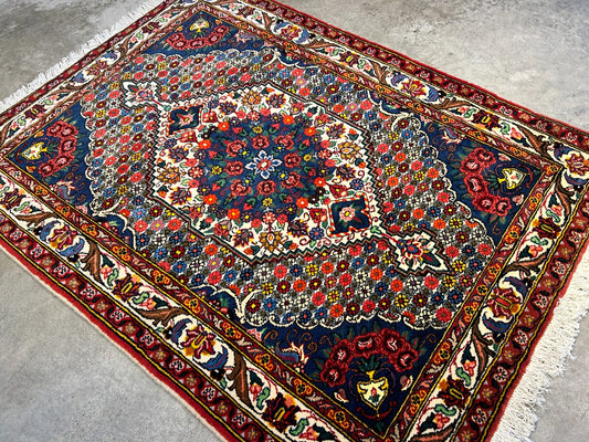 3'5"x5'2" Hand-Knotted 100% Lamb Wool Bakhtiarie Area Rug