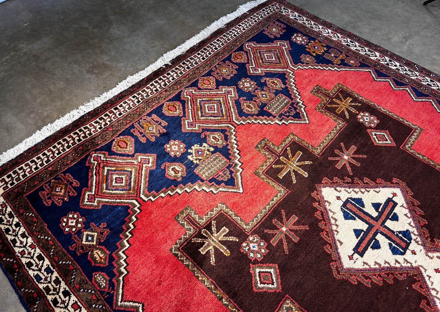 5'6" x 7'9" Hand-Knotted 100% Wool Hamadane Area Rug