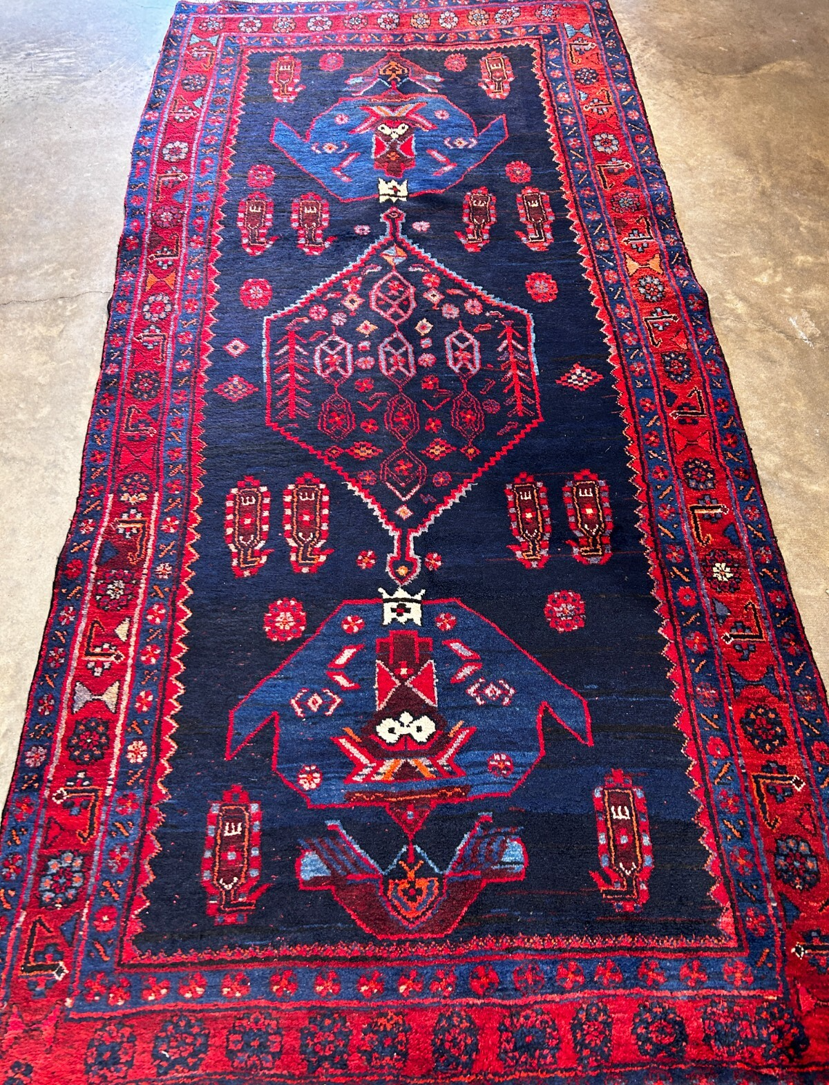 4'7" x 9'9'' Hand-Knotted 100% Lamb Wool Bidjare Area Rug