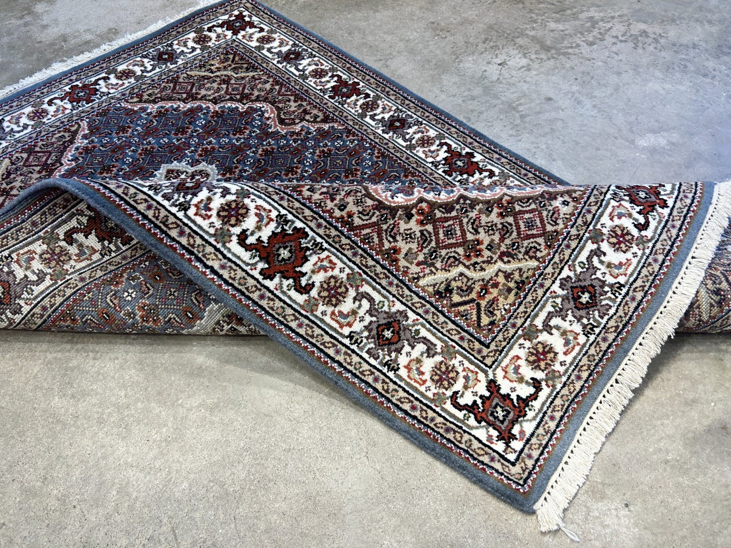 3'1"x4'10" Hand-Knotted Wool & Silk Pile Tabrize Mahi Rug