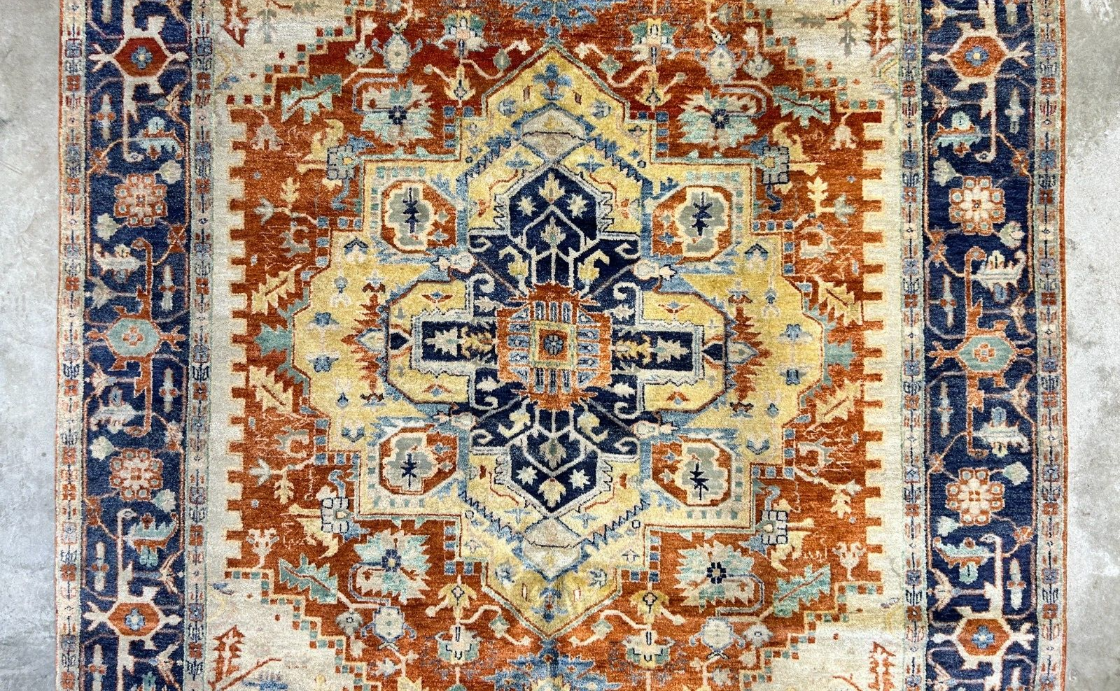 9'x12' Hand-Knotted 100% Lamb Wool Serapie Design Carpet - Area Rug