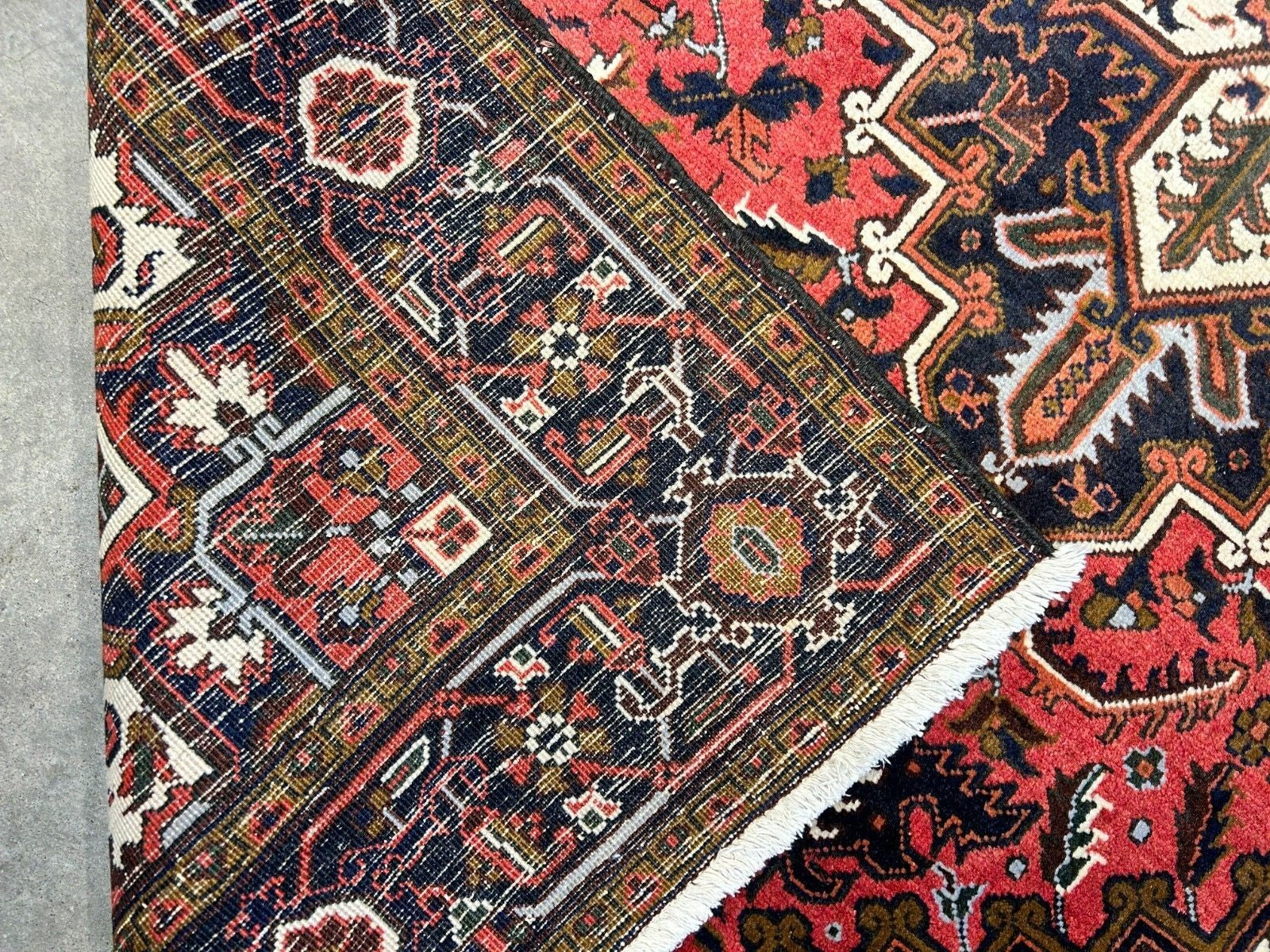 6'10" x 9'7" Hand-Knotted 100% Wool Pile Herize Area Rug - Carpet