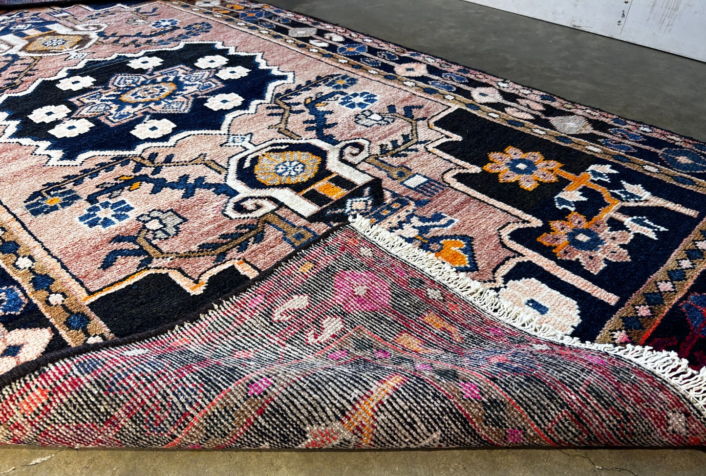 4'1" x 7'9'' Hand-Knotted 100% Wool Hamadane Area Rug