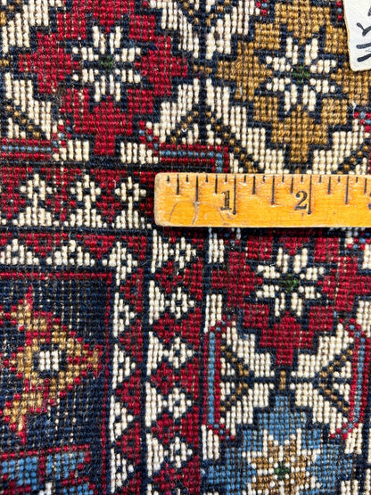 3'3"x5' Hand-Knotted 100% Wool Pile Yalamehe Rug