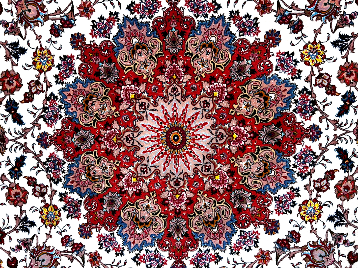 8'4"x11'7'' Very Fine Hand-Knotted Silk & Wool Tabrize Area Rug - Carpet