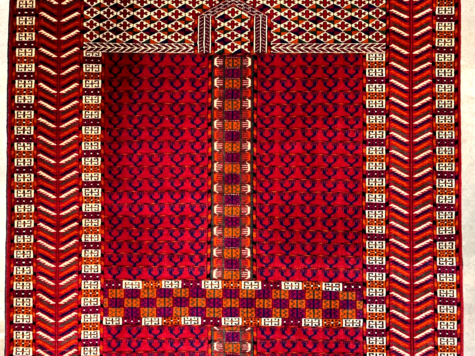 4'4"x6'8" Antique Hand-Knotted 100% Lamb Wool Russian Chichi Hatchli Rug