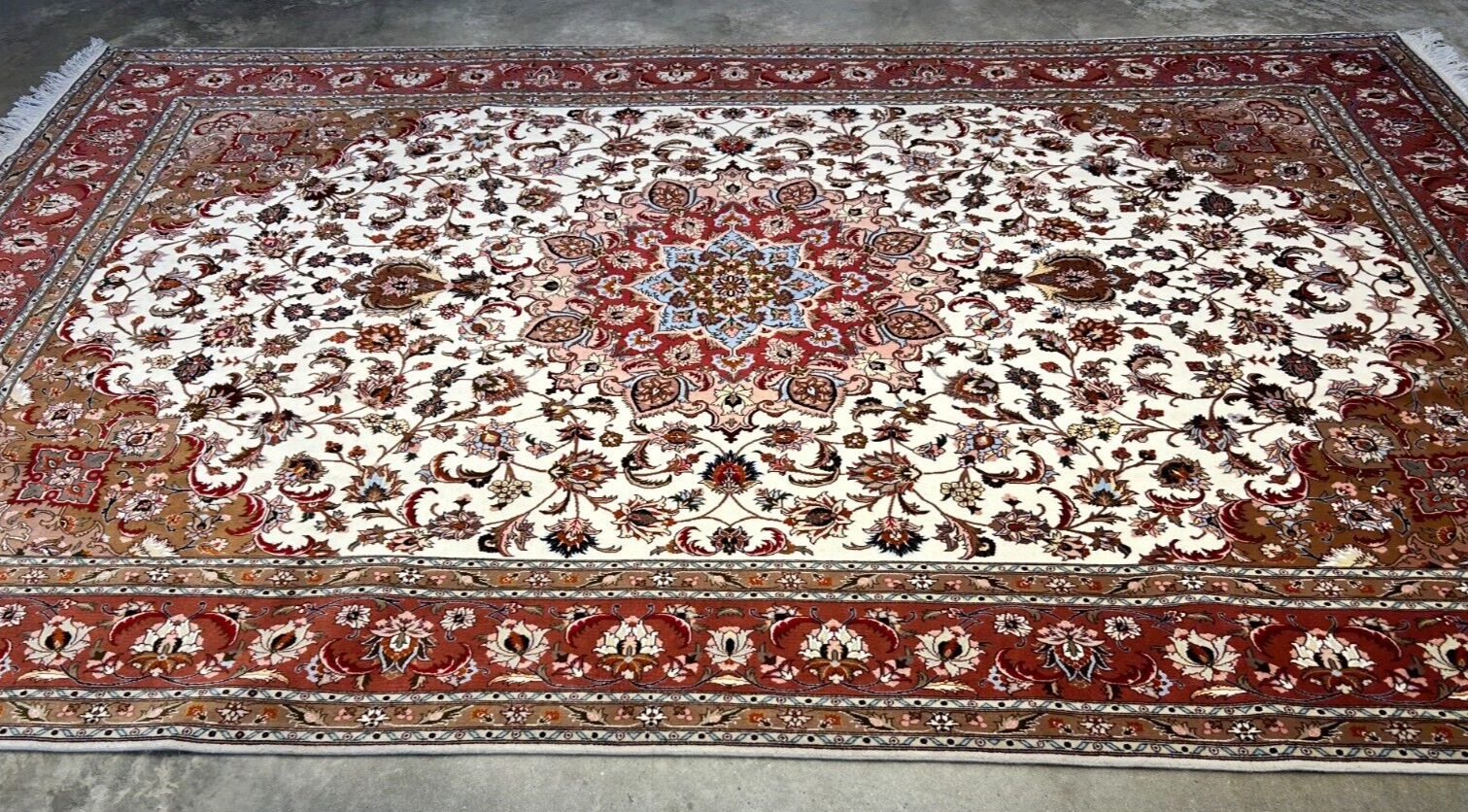 6'7"x10'1" Fine Hand-Knotted Wool & Silk Blend Tabrize Carpet - Area Rug
