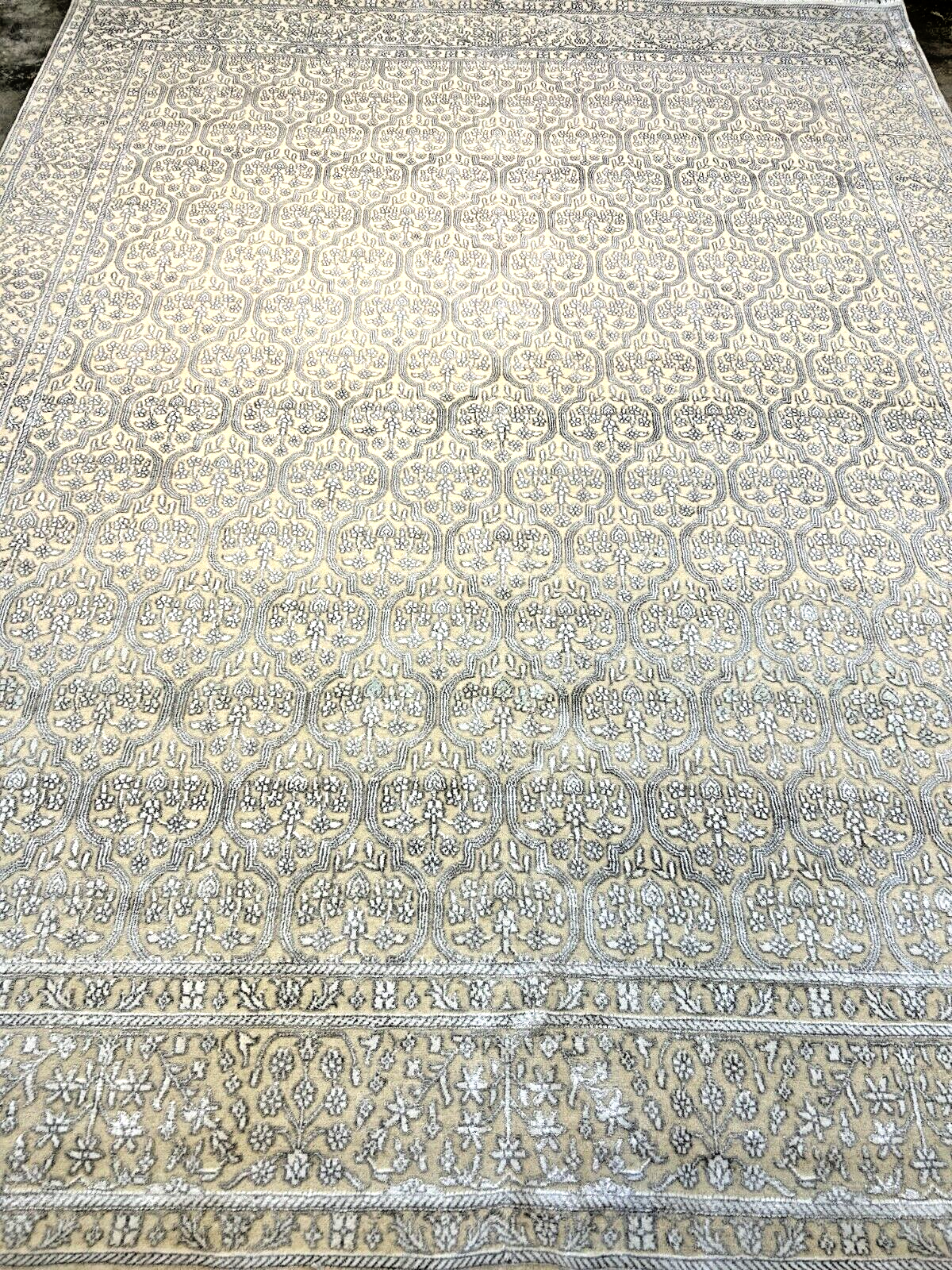 8' x 10'1" Hand-Knotted Silver 100% Wool Carpet - Indian All-Over Area Rug - 3D