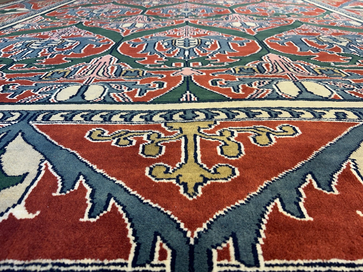 9'x12' Hand-Knotted 100%  Wool Pile All-Over Area Rug