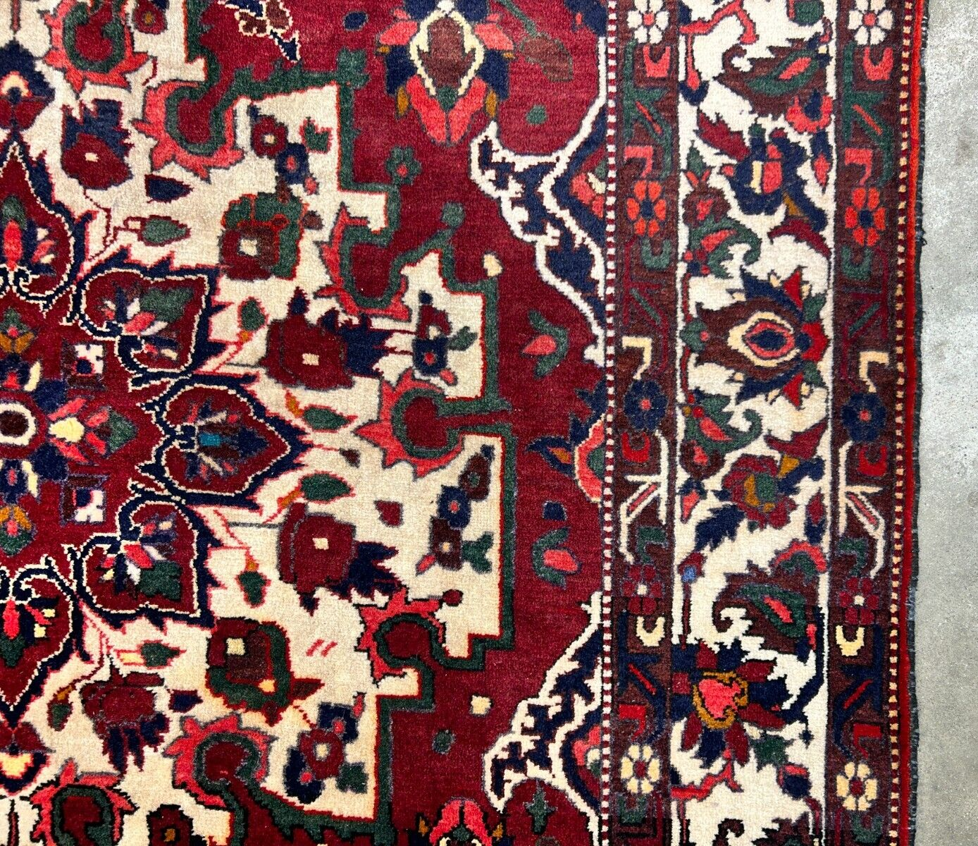 6'8"x9'9" Hand-Knotted 100% Wool Pile Bakhtiarie Carpet - Area Rug