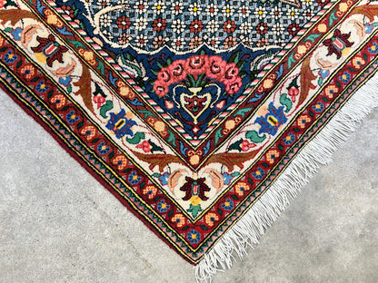 3'5"x5'2" Hand-Knotted 100% Lamb Wool Bakhtiarie Area Rug