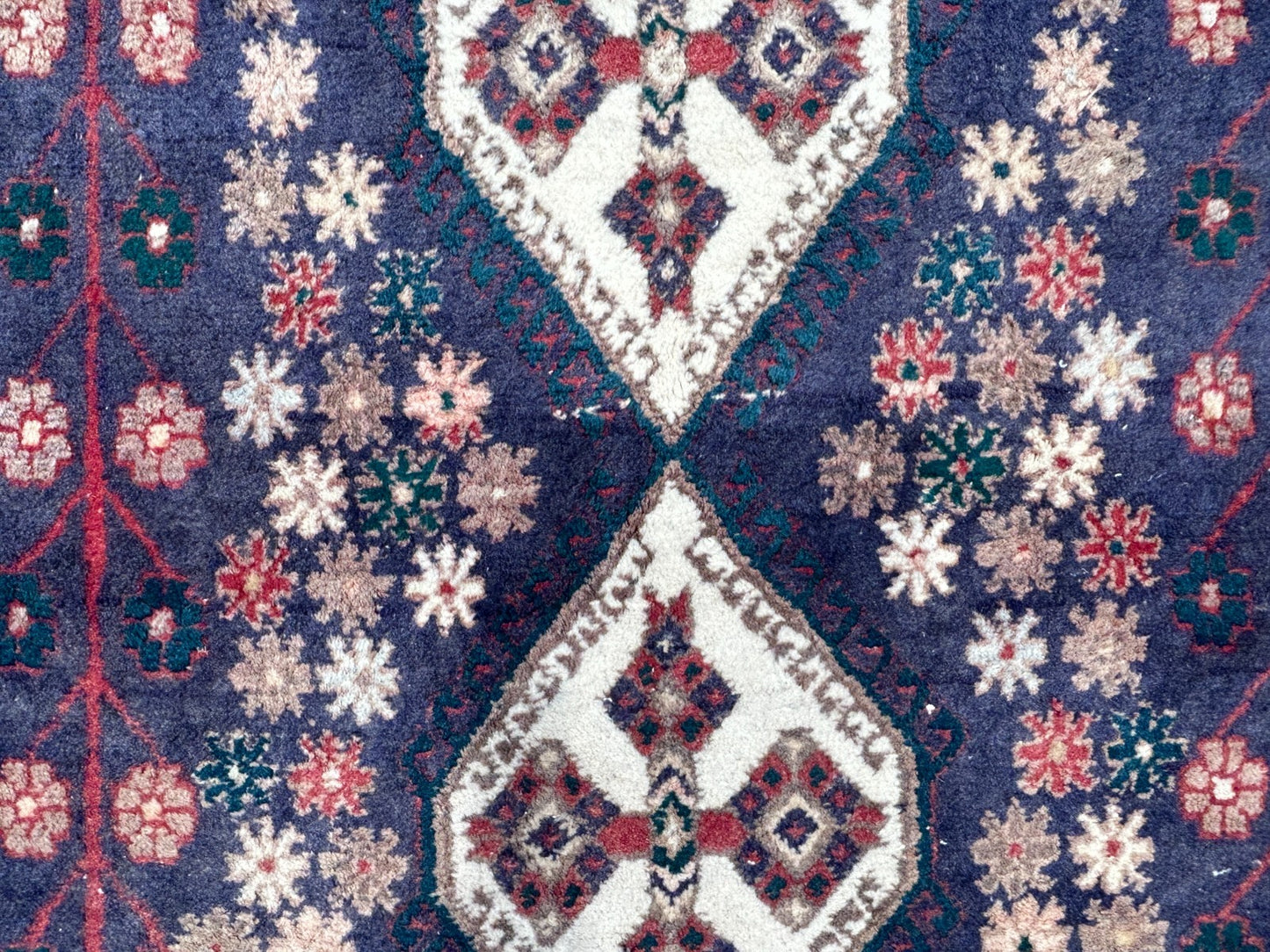 4'3"x5'6" Antique Hand-Knotted 100% Wool Pile Hamadane Rug