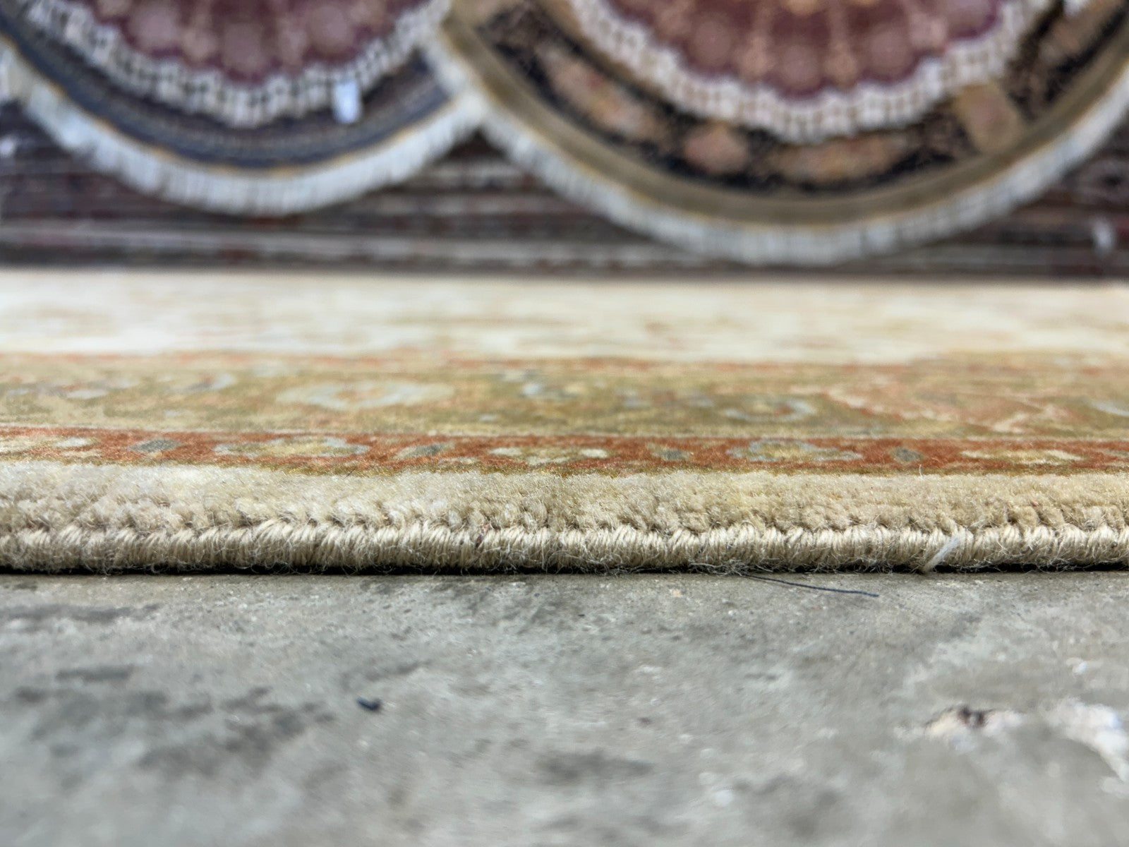 4'2"x6' Fine Hand-Knotted 100% Wool Pile All-Over Area Rug - Carpet