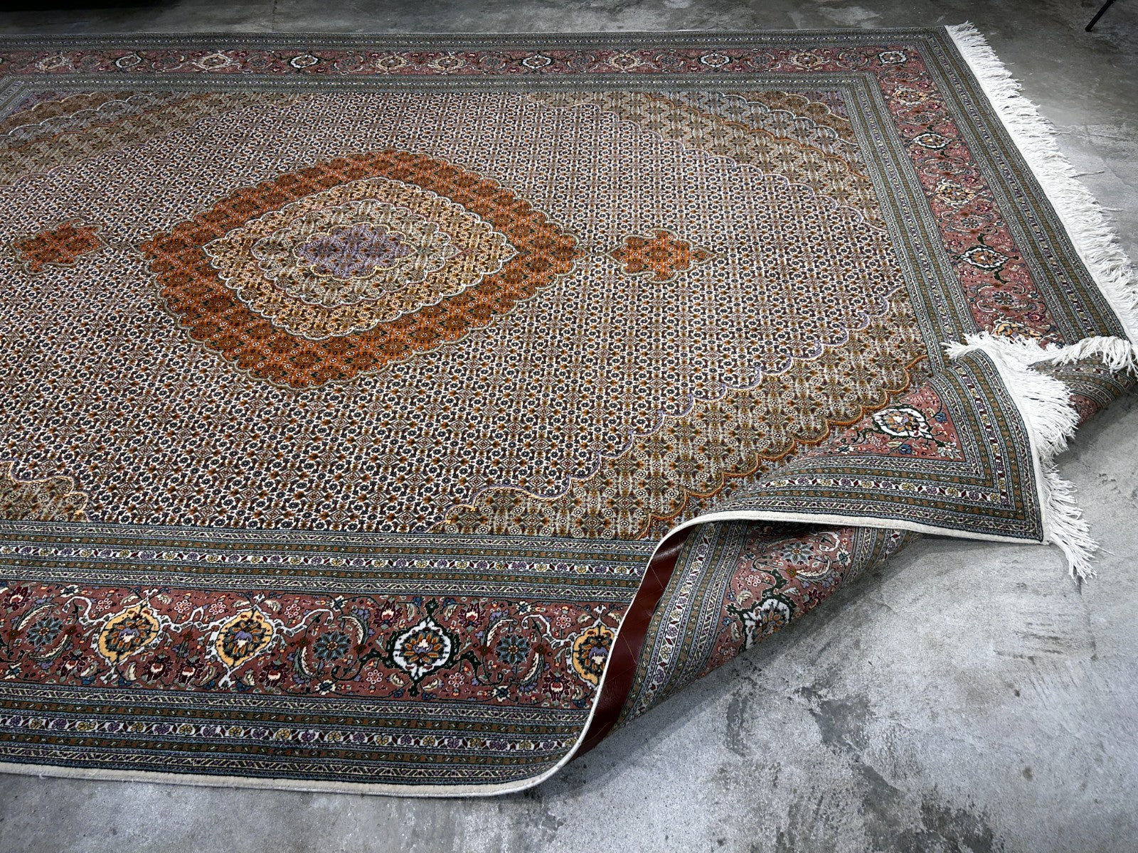 8'4"x11' Hand-Knotted Silk & Wool Tabrize Fish Style  Rug - Carpet