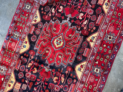 5'0" x 9'11" Hand-Knotted 100% Wool Pile Nahavande Area Rug - Carpet