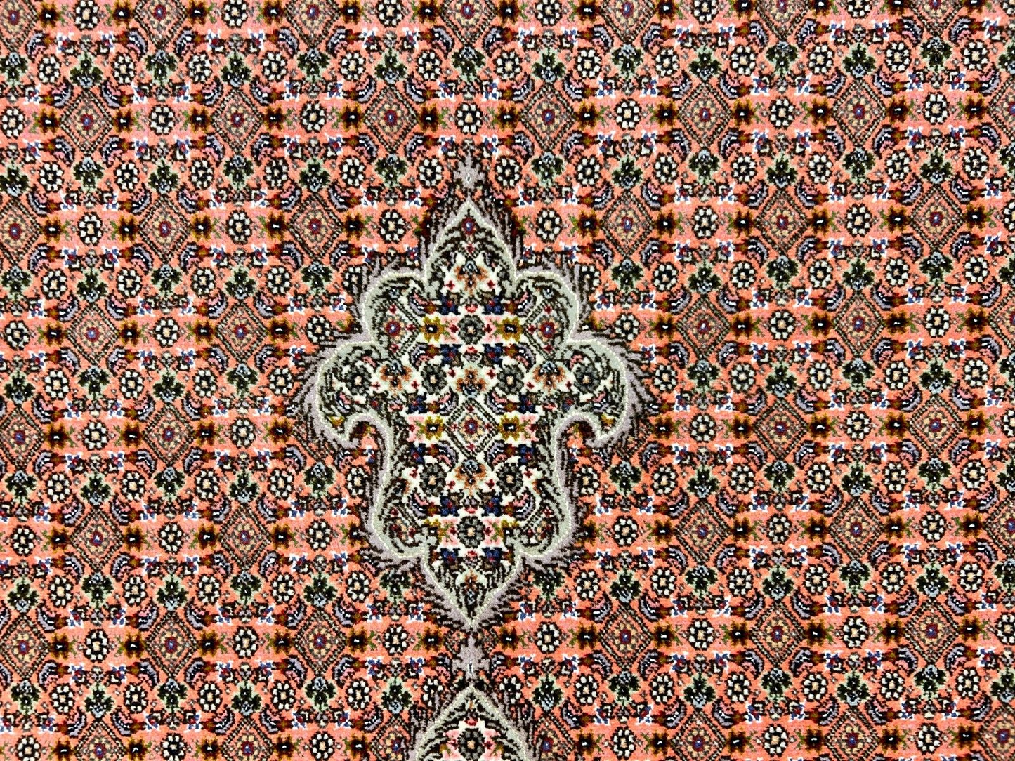 6'10"x10'1" Fine Hand-Knotted Wool & Silk Blend Tabrize Mahi Carpet - Area Rug