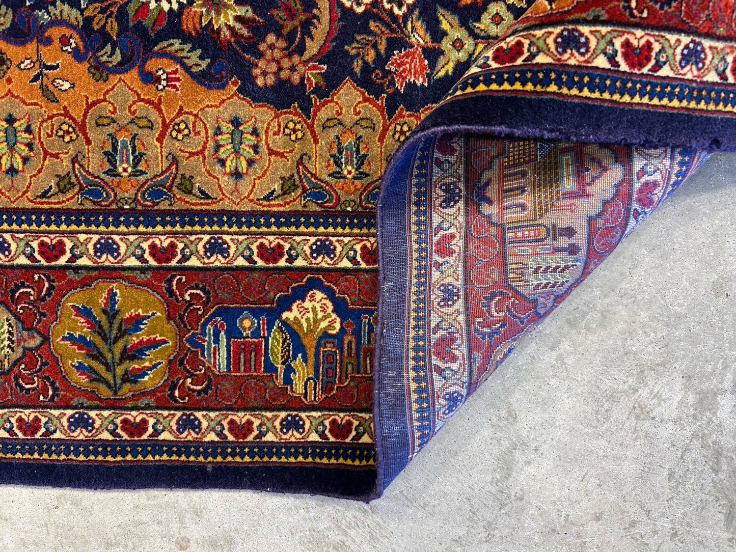 4'2”x 6'0" Antique Hand-Knotted 100% Lamb Wool Carpet - Kashane Area Rug