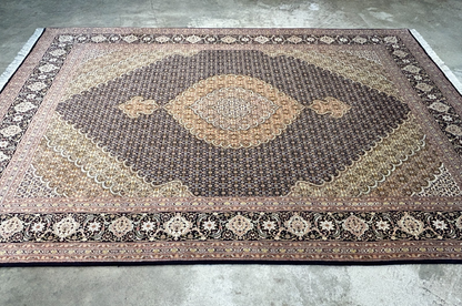 6'6"x9'9" Fine Hand-Knotted Wool & Silk Blend Tabrize Mahi Carpet - Area Rug