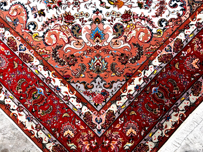 8'4"x11'7'' Very Fine Hand-Knotted Silk & Wool Tabrize Area Rug - Carpet