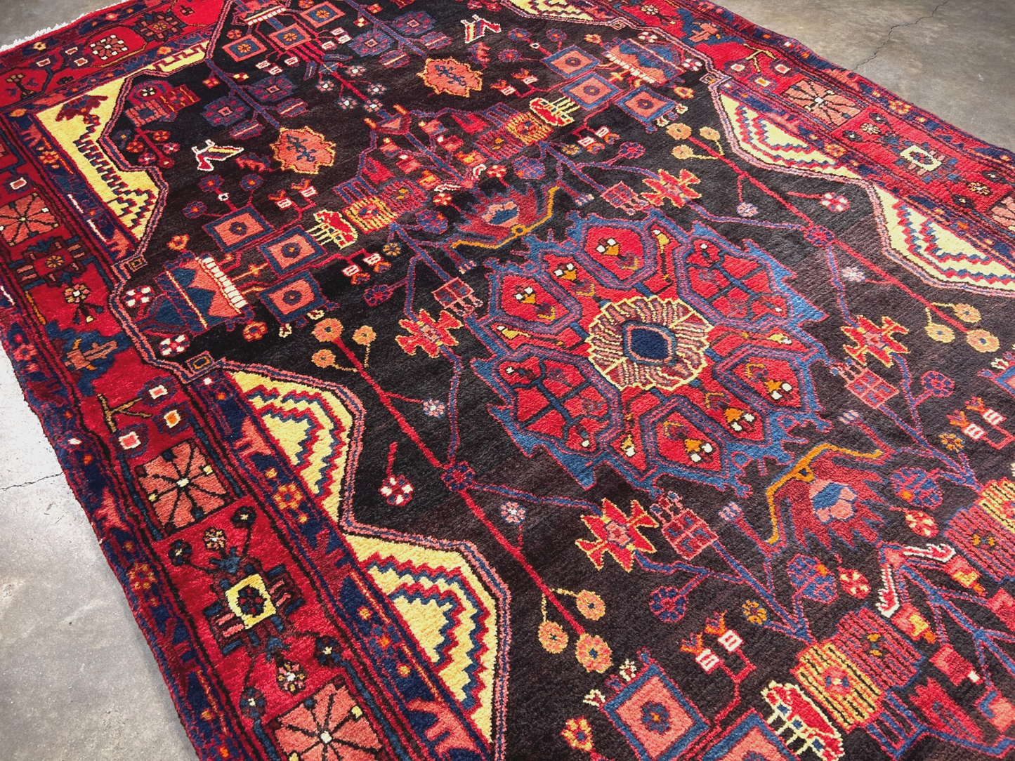 5'3" x 10'3" Hand-Knotted 100% Wool Pile Nahavande Area Rug - Carpet