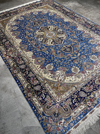 6'x9' Exquisite Hand-Knotted 100% Silk Oriental Rug