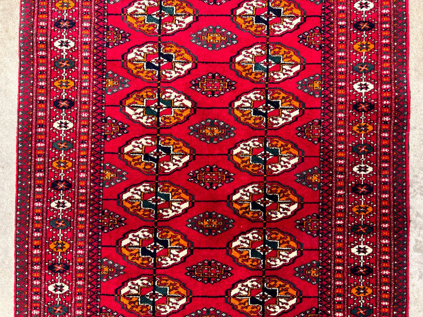 2'8"x3'10" Hand-Knotted 100% Wool Pile Bokhara Rug