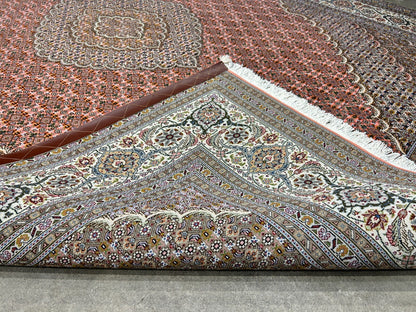 6'10"x10'1" Fine Hand-Knotted Wool & Silk Blend Tabrize Mahi Carpet - Area Rug