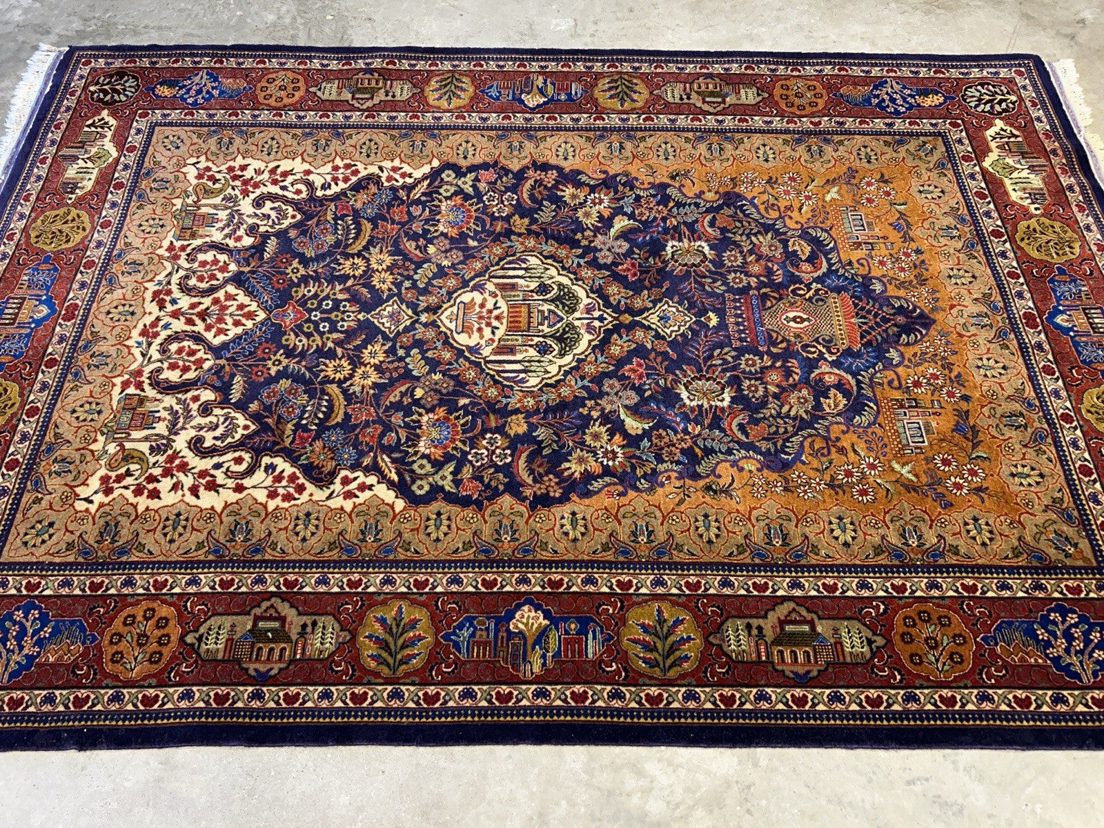 4'2”x 6'0" Antique Hand-Knotted 100% Lamb Wool Carpet - Kashane Area Rug