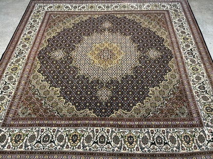 6'6"x6'8" Very Fine Hand-Knotted Wool & Silk Tabrize Rug