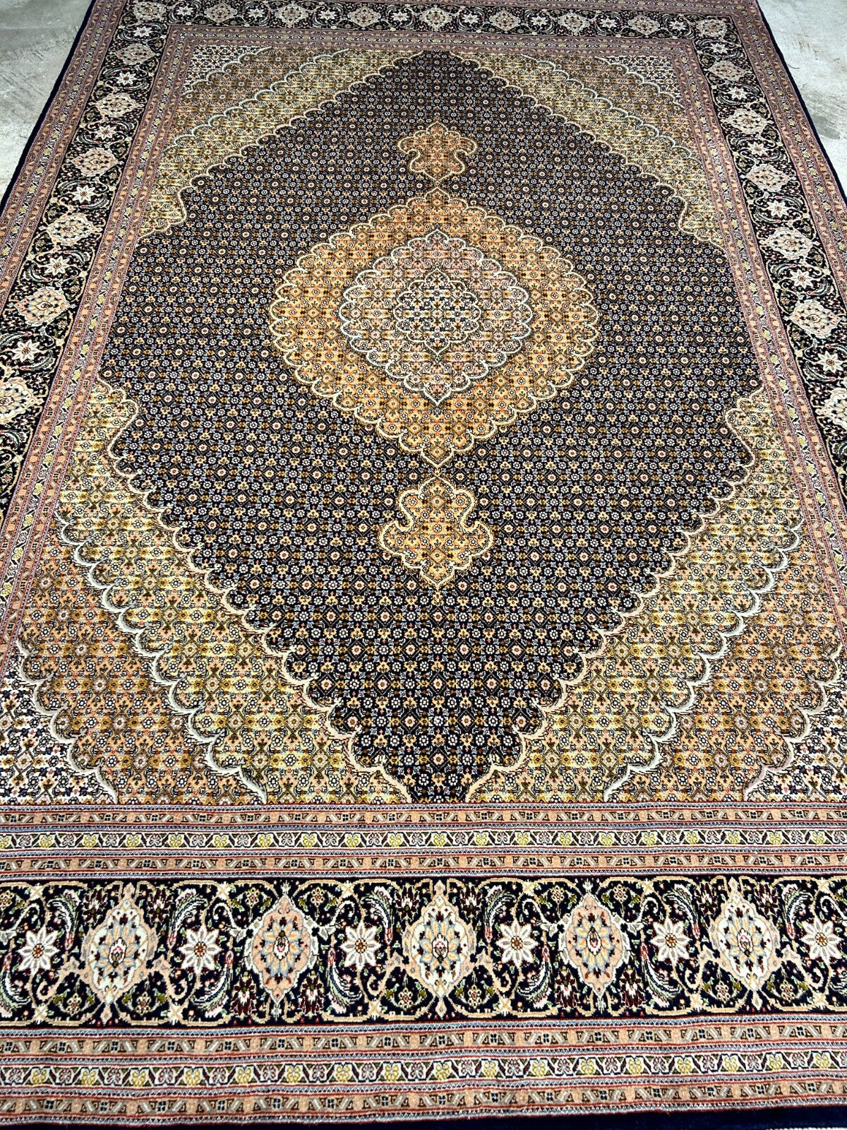 6'7"x9'9" Fine Hand-Knotted Wool & Silk Blend Tabrize Mahi Carpet - Area Rug