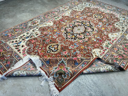 6'9"x9'10" Extra-Fine Hand-Knotted Wool & Silk Blend Tabrize Carpet - Area Rug