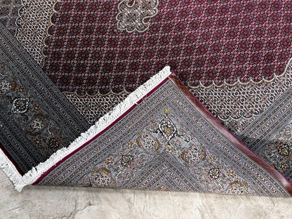 8'4"x11'6" Hand-Knotted Silk & Wool Tabrize Fish Style Area Rug - Carpet