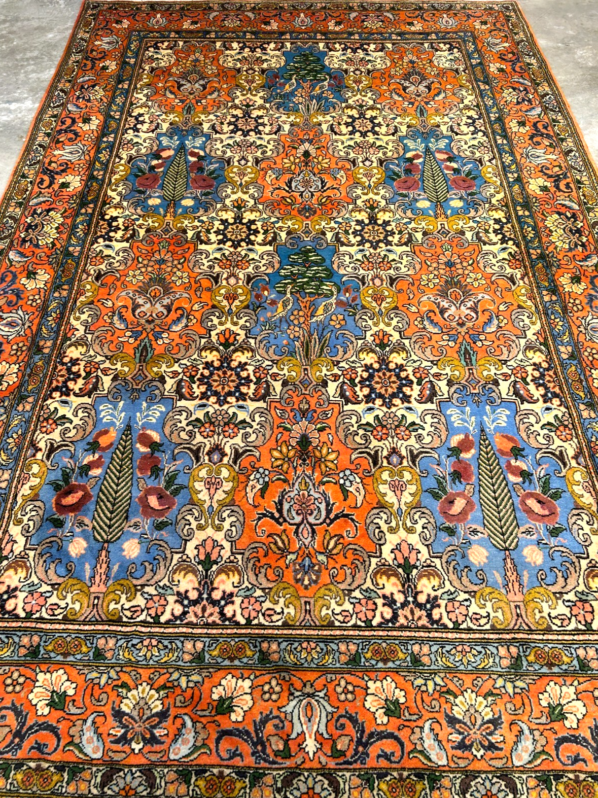 6'7"x10'5" Hand-Knotted 100% Lamb Wool Bakhtiarie Carpet - Area Rug