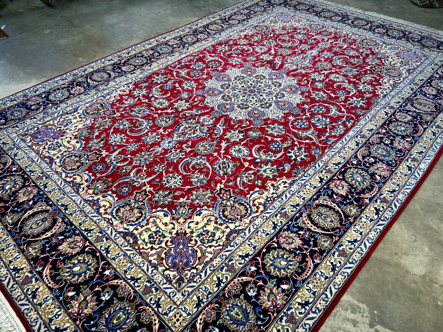 6'9"x10'3" Extra-Fine Hand-Knotted Wool & Silk Blend Isfahane Carpet - Area Rug