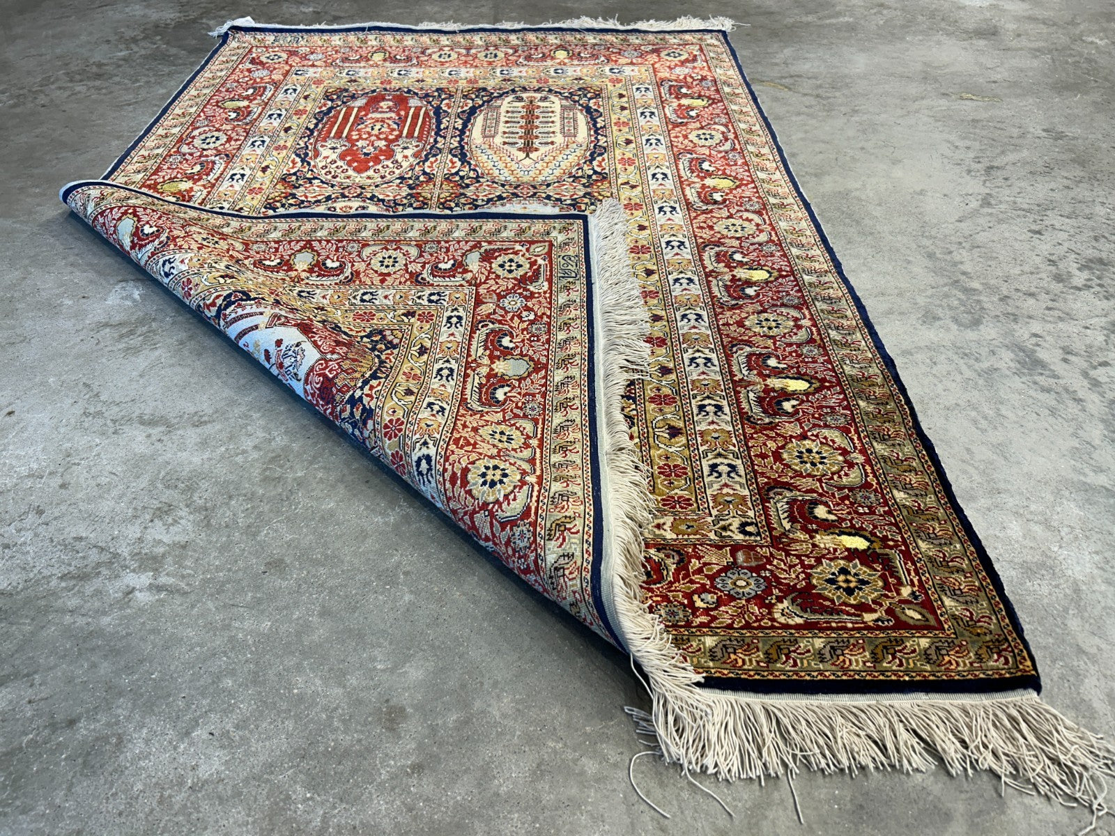 3'x4'5" Exquisite Fine Hand-Knotted 100% Silk Hereke Area Rug