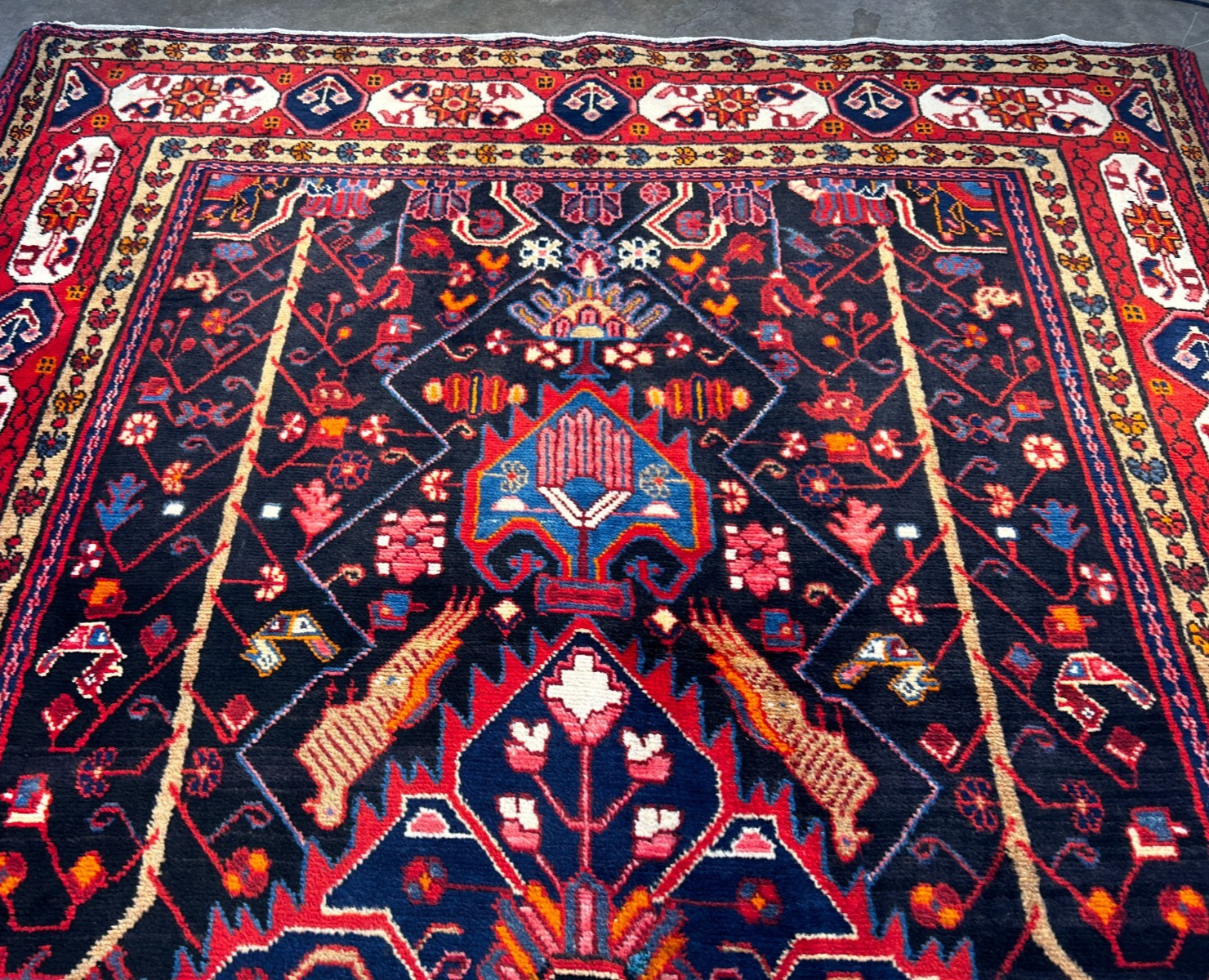 5'6" x 10'5" Hand-Knotted 100% Wool Carpet - Nahavande Area Rug