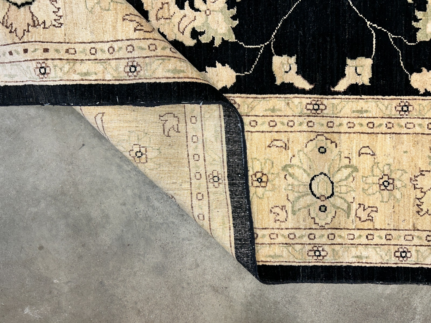 9'x12' Hand-Knotted 100% Wool Pile Oriental Rug