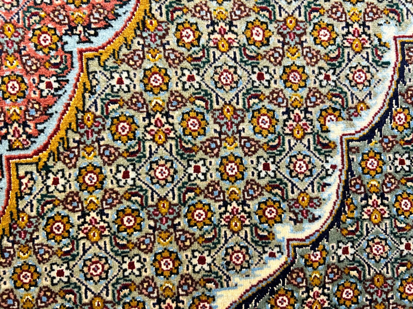 6'8"x10'1" Fine Hand-Knotted Wool & Silk Blend Tabrize Mahi Carpet - Area Rug