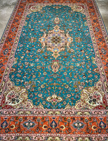 5'9"x9'5" Extra-Fine Hand-Knotted Wool & Silk Blend Tabrize Carpet - Area Rug