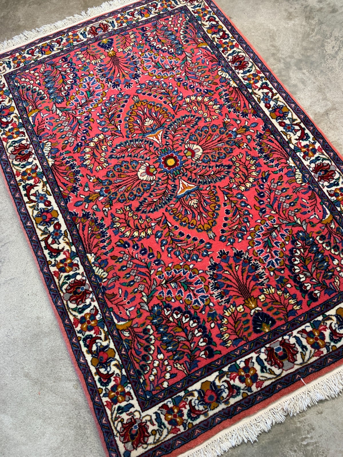 3'6"x5'2'' Hand-Knotted 100% Wool Pile Sarouke Area Rug
